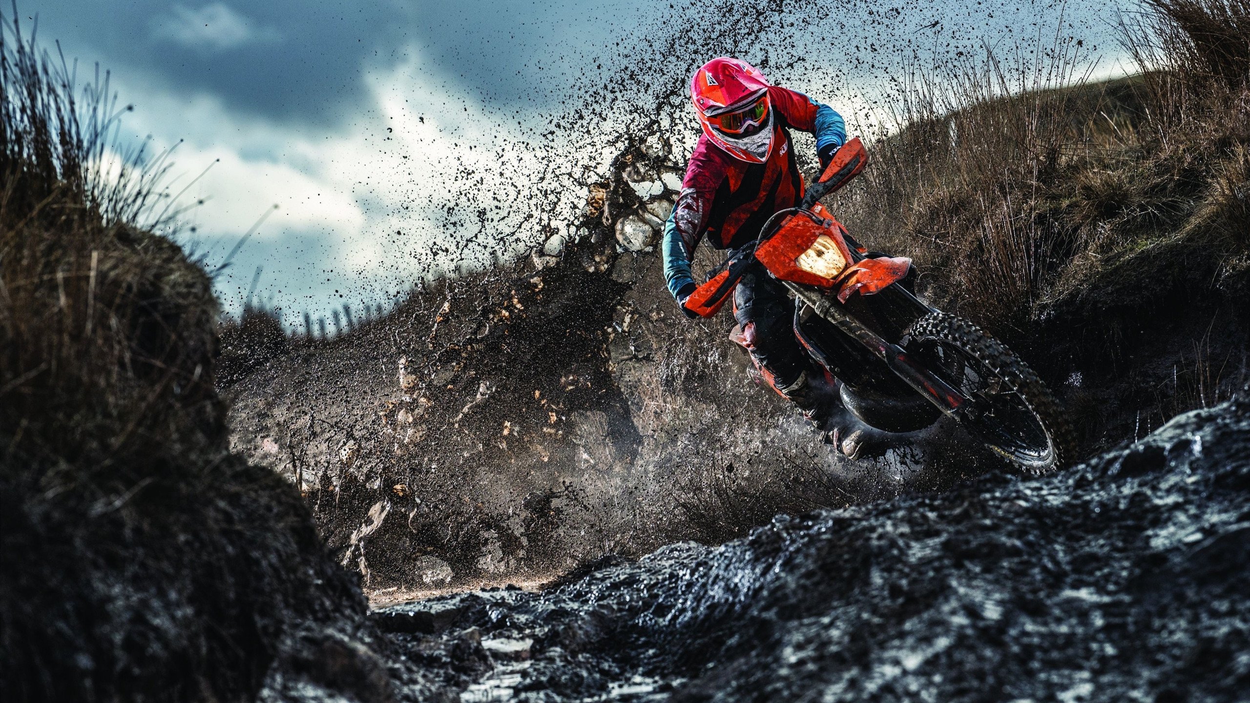 速度与防守的交响,伦纳德F1式接管,马刺封锁篮网书写竞技艺术