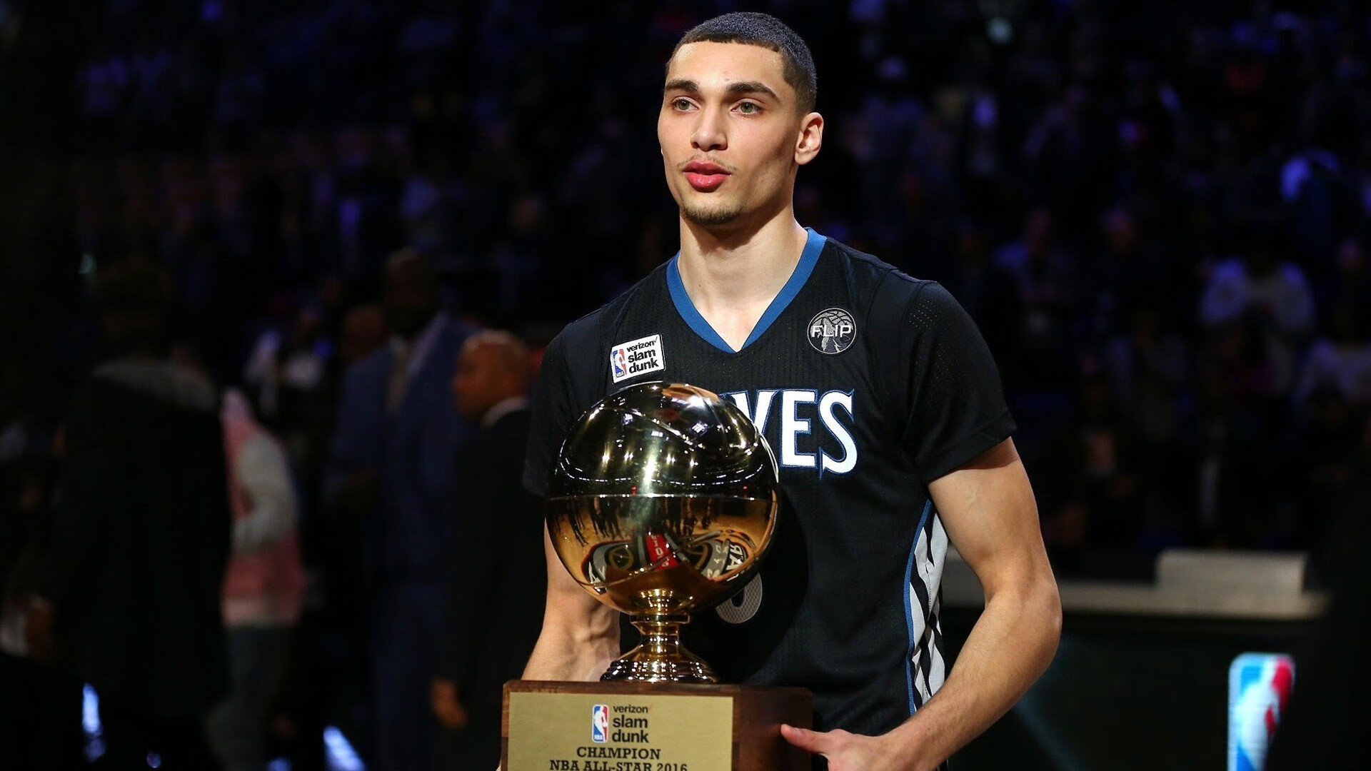 开云体育官网-塔图姆打出MVP级统治力全场最佳无悬念，步行者团队篮球克尼克斯显争冠相